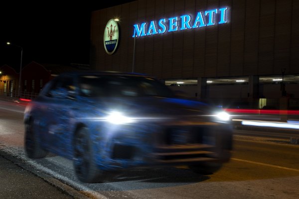 Maserati se podělilo o úplně první  obrázky prototypu SUV Grecale